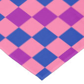 Blau Rosa Lila Kariertes Musterdesign Tischdecke (Schrägansicht)