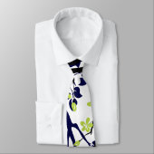 Blau-schwarzer Zweig, grüne Blume in Linde Krawatte (Gebunden)