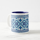 Blau Ukrainische Stickerei (vyshyvanka) Tasse (Vorderseite Links)
