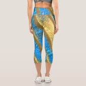 Blau- und Gold-Glitzer-Muster Capri Leggings (Rückseite)