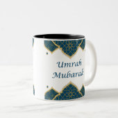 Blau und Golden islamic Umrah Mubarak auf Englisch Zweifarbige Tasse (VorderseiteRechts)