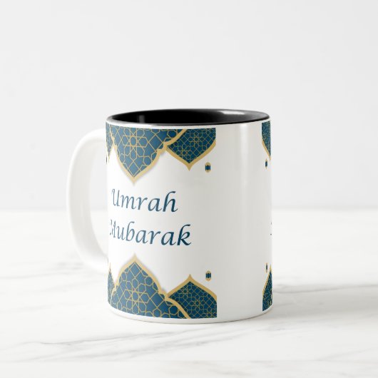 Blau und Golden islamic Umrah Mubarak auf Englisch Zweifarbige Tasse (Vorderseite Links)