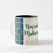 Blau und golden und grüner Umrah Mubarak Zweifarbige Tasse (Vorderseite Links)