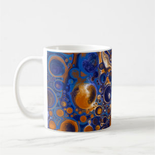 Blau und Kupferfarben Pour Painting Cells Kaffee Kaffeetasse