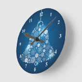 Blau und leuchtend weiße Schneeflocken Weihnachtsg Runde Wanduhr (Winkel)