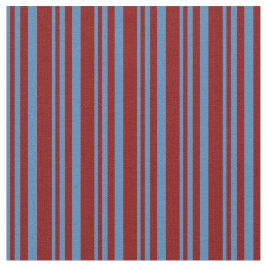 Blau- und Maroonenmuster Stoff (Nahaufnahme)