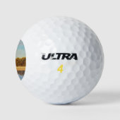 Blau und orange farbiger Strand Golfball (Logo)