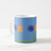 Blau- und Orangefarbene Daisy-Blume mit Gras, Tass Kaffeetasse (Vorderseite Links)