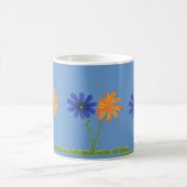 Blau- und Orangefarbene Daisy-Blume mit Gras, Tass Kaffeetasse (Mittel)
