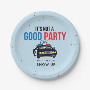 Blau- und Rottöner-Polizisten zeigen Papierplatte Pappteller