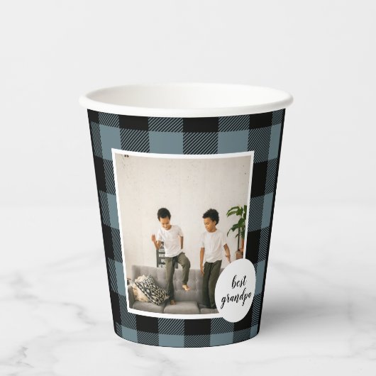 Blau und Schwarz Kariert bester Opa-Geschenk mit F Pappbecher (Vorderseite)