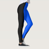 Blau- und Schwarze Leggings (Rechts)