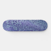 Blau und Violett Akryllische Abstrakte Fluid Art Skateboard (Horizontal)