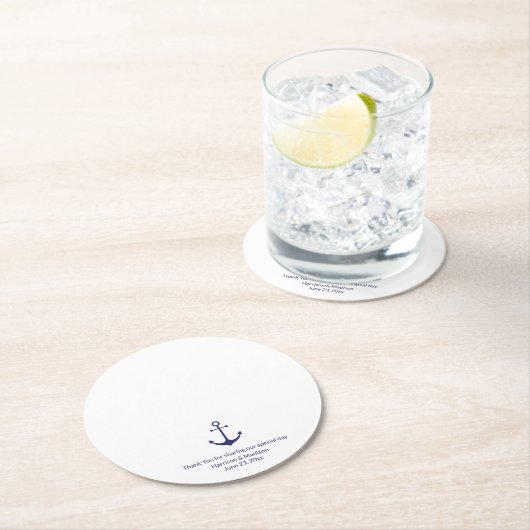 Blau und Weiß des nautischen Ankerschiffes Hochzei Runder Pappuntersetzer (Vor Ort)