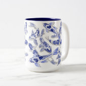 Blau und Weiß Koi Zweifarbige Tasse (VorderseiteRechts)