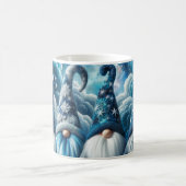 Blau und Weiß Majestic Weihnachtsgnomen kosmisch Kaffeetasse (Mittel)