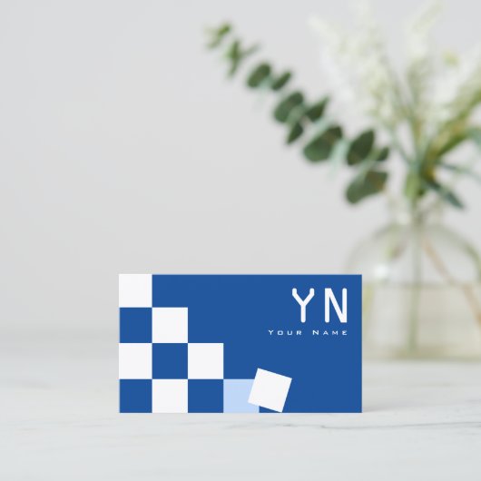 Blau und Weiß mit Monogramm und Foto Visitenkarte (Stehend Vorderseite)