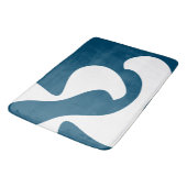 Blau und weiß Moderne Kunst Badematte (Schrägansicht)
