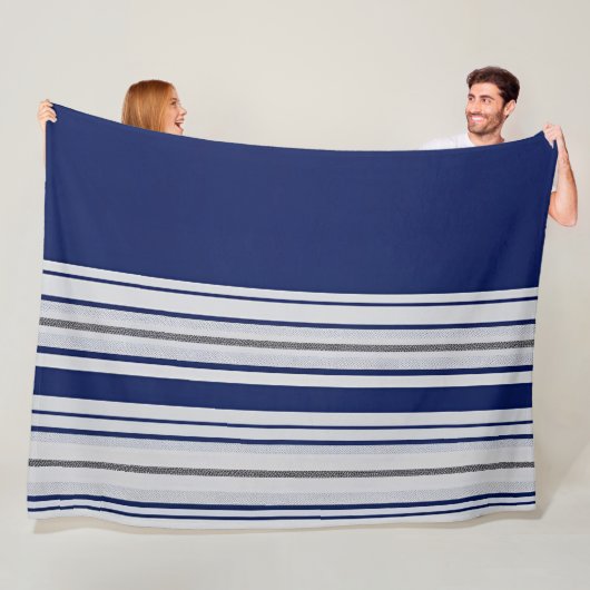 Blau und Weiß Streifen mit schwarzen Akzenten Fleecedecke (Beispiel)