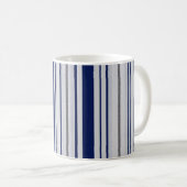 Blau und Weiß Streifen mit schwarzen Akzenten Kaffeetasse (VorderseiteRechts)