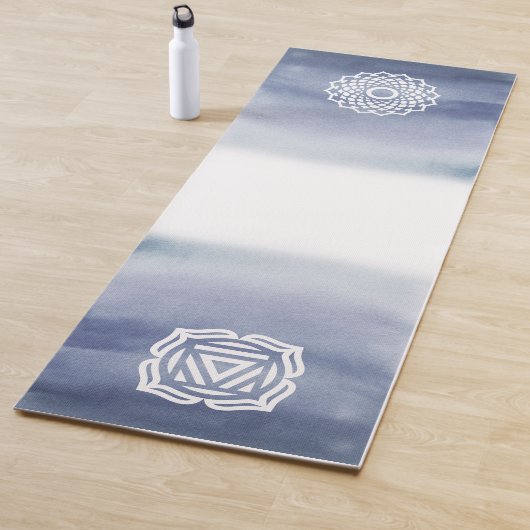 Blau und Weiß Wasserfarbe Krone & Root Chakra Yogamatte (Beispiel)