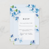 Blau und zarte Blüten, die den RSVP hochhalten (Vorne/Hinten)