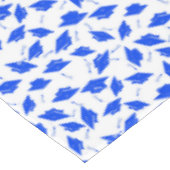 Blau-Weiß-Abstufungsklappen in die Luft geworfen Tischdecke (Schrägansicht)