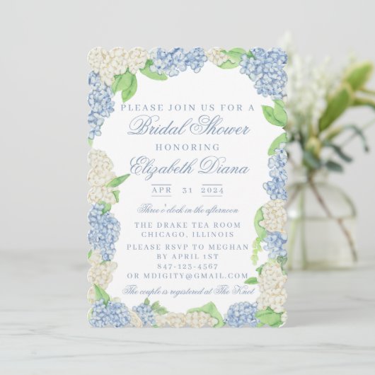Blau-Weiß-Hydrangea-Brautparty Einladung (Stehend Vorderseite)