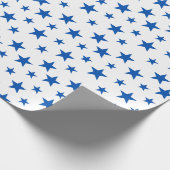 Blau-Weiß-individualisierbares Sternmuster Geschenkpapier (Ecke)