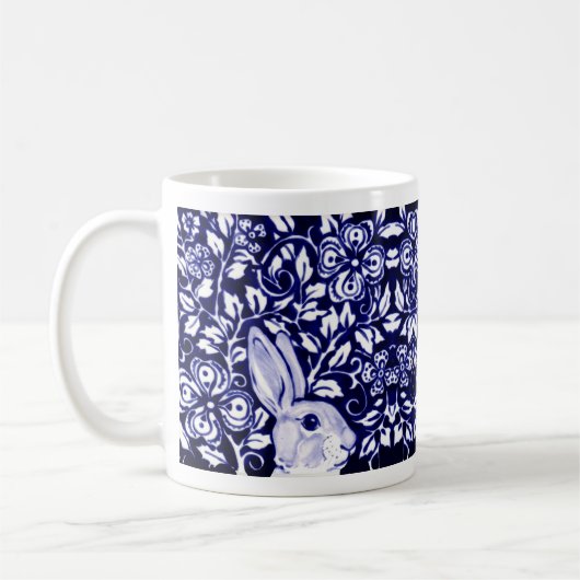 Blau & Weiß Rabbit Bunny Chinoiserie Blumenstrauß Kaffeetasse (Links)
