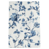 Blau-weiße Blumen-Brautparty Mittlere Geschenktüte (Rückseite)