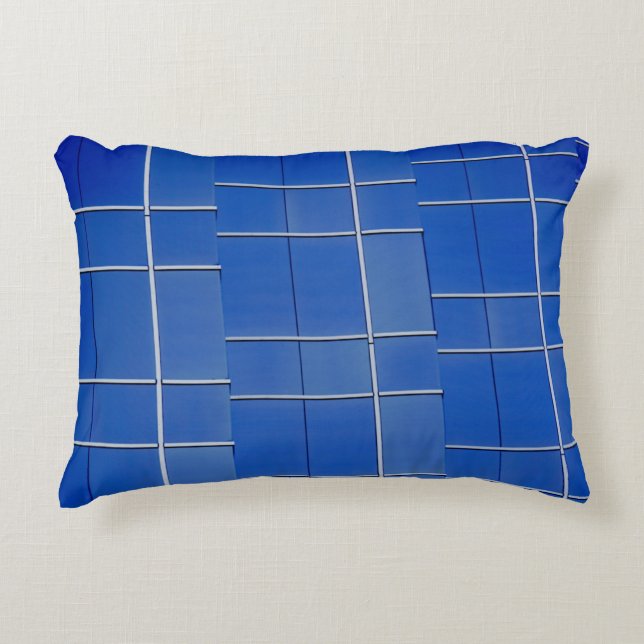 Blau-weiße Fenster Dekokissen (Vorderseite)
