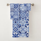 Blau-weiße Fliesenmuster Aquarell Badhandtuch Set (Insitu)