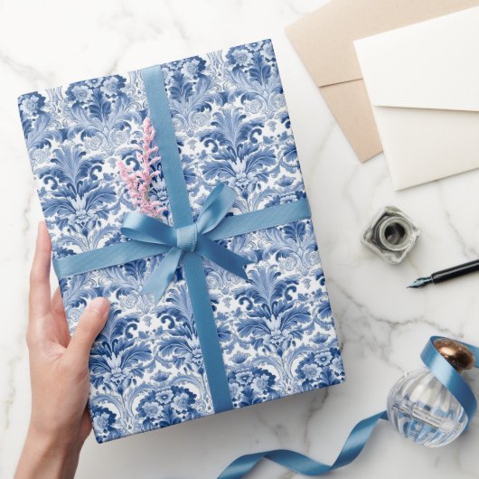 Blau-weiße florale Damast-Fliese im spanischen Sti Geschenkpapier (Schenken)