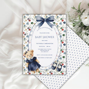 Blau-weiße kleine Dame Blumenbär Vintage Mädchen Einladung
