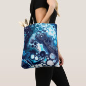 Blau-weiße Marmorflüssigkeit Kunst Tasche (Von Nahem)