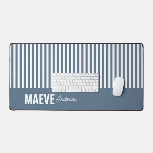 Blau-weiße Streifen personalisiert, modern und ele Schreibtischunterlage (Tastatur & Maus)