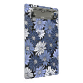Blau-weißes Gänseblümchenmuster Mini Klemmbrett (Schrägansicht)