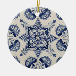 Blau-weißes geometrisches Blumenmuster im Vintage- Keramik Ornament