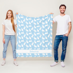 Blau-Weißes Hasenmuster Süße Kaninchen und Name Fleecedecke