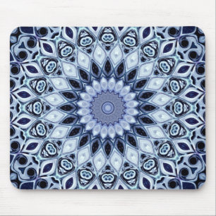 Blau-weißes Kaleidoskop-Mandala-Muster Mousepad