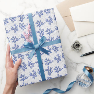 Blau-weißes Meereskorallen-Muster  Geschenkpapier