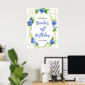 Blaubeer-Blumen-Geburtstags-Willkommen Poster (Heimbüro)