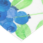 Blaubeeren-Aquarellmuster Tischdecke (Schrägansicht)