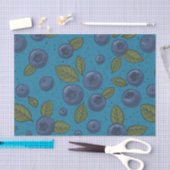 Blaubeeren auf blau seidenpapier (Handwerk)