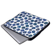 Blaubeeren: illustrierte Wasserfarbe. Laptopschutzhülle (Vorne Knopf)