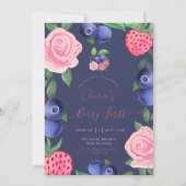 Blaubeeren und Erdbeeren Rahmen mit rosa Rosen Einladung (Vorderseite)