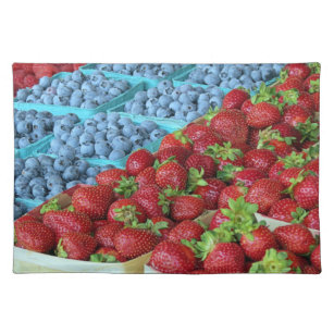 Blaubeeren und Erdbeeren-Tischset Stofftischset
