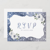 Blaublauer Glitzer Blütenhochzeit RSVP Einladungspostkarte (Vorne/Hinten)