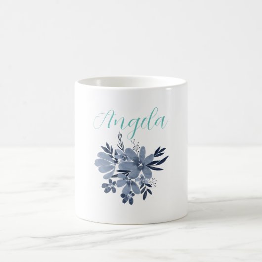 Blaublumen mit personalisierter Tasse von Textname (Mittel)